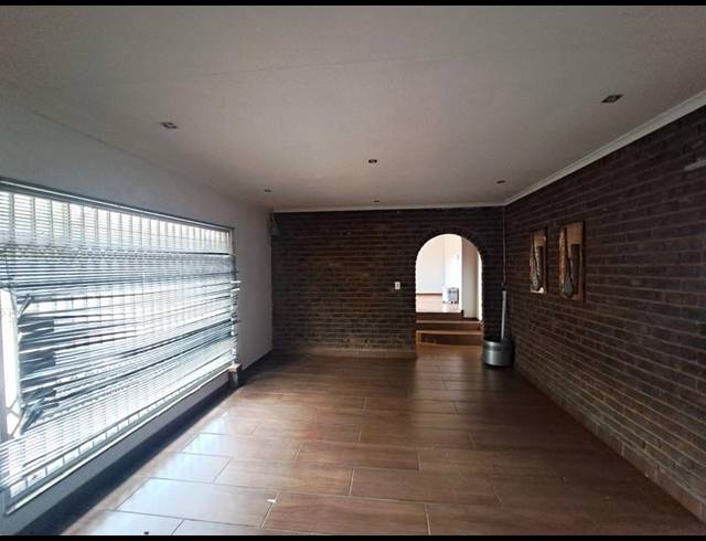 3 BEDROOM PROPERTY TO RENT IN ROOIHUISKRAAL